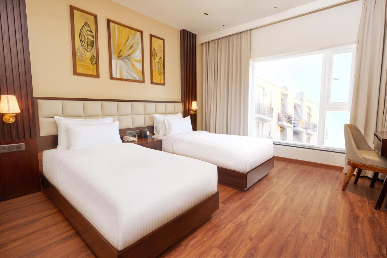 Visthara Hotel Bangalore Extérieur photo