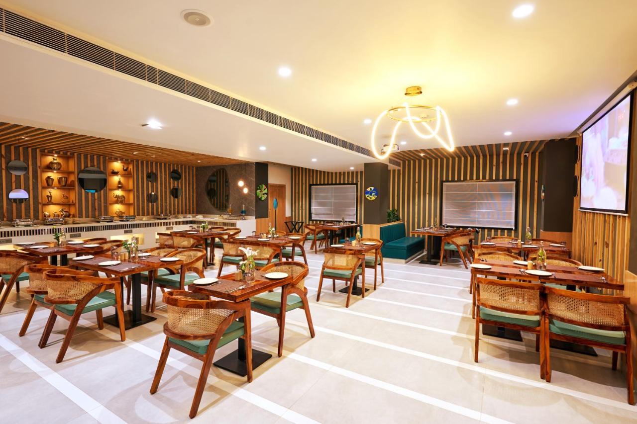Visthara Hotel Bangalore Extérieur photo
